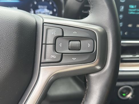 Used 2023 Chevrolet Silverado 1500 LT AWD/4WD image 10