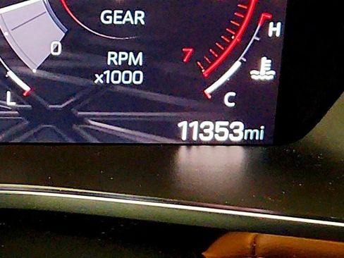 Used 2024 GMC Canyon AT4 w/ AT4 Premium Package AWD/4WD image 18