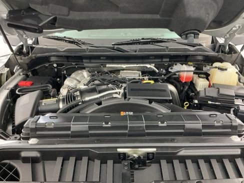 Used 2022 GMC Sierra 3500 SLE image 28