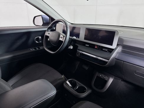 Used 2024 Hyundai Ioniq 5 SE image 28