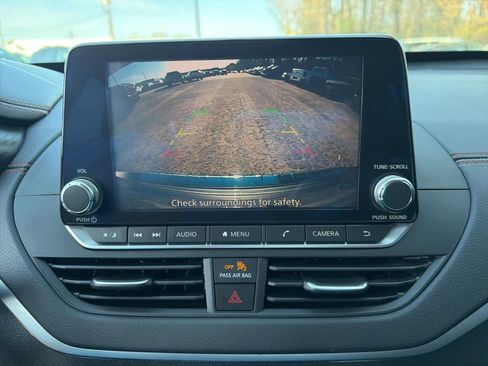 Used 2019 Nissan Altima 2.5 SR image 19