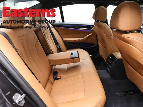 Used 2023 BMW 530i w/ Convenience Package RWD image 25