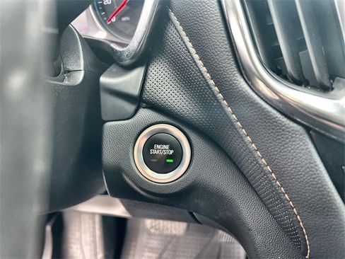 Certified 2022 Chevrolet Equinox Premier image 16