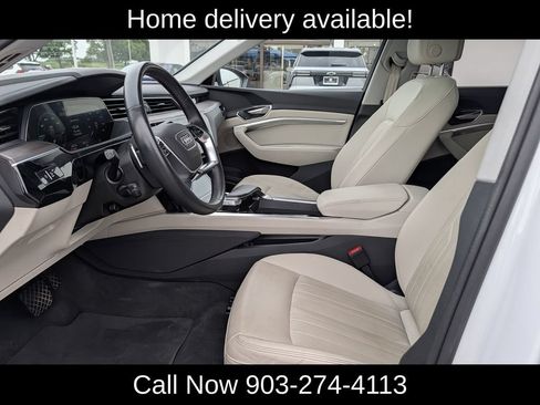 Used 2024 Audi Q8 e-tron Premium Plus w/ Premium Plus Package AWD/4WD image 31