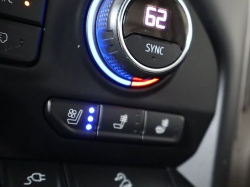 Used 2020 Chevrolet Silverado 2500 LTZ w/ LTZ Plus Package image 36