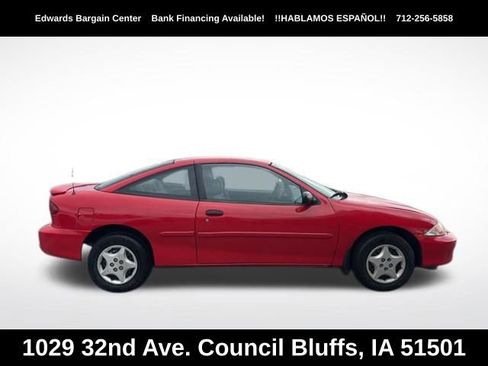 Used 2000 Chevrolet Cavalier Coupe w/ Preferred Equipment Group 1 FWD image 8