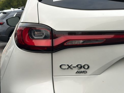 Used 2025 MAZDA CX-90 3.3 Turbo w/ Select Package AWD/4WD image 8