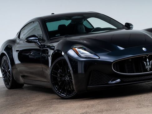 Used 2024 Maserati GranTurismo Modena AWD/4WD image 2