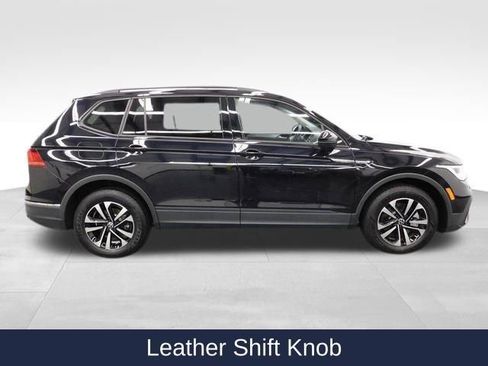 Used 2024 Volkswagen Tiguan S image 13