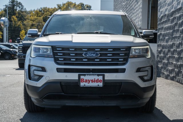 Used 2017 Ford Explorer Limited AWD/4WD image 3
