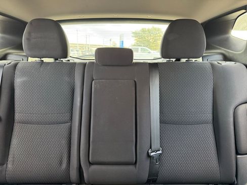 Used 2021 Nissan Rogue Sport S image 18