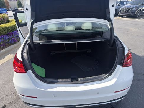 Used 2025 Mercedes-Benz C 300 Sedan image 35