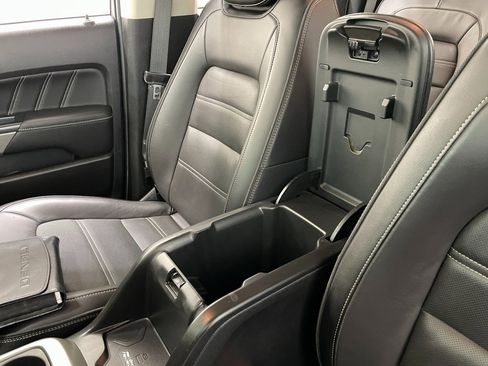 Used 2021 GMC Canyon Denali image 37