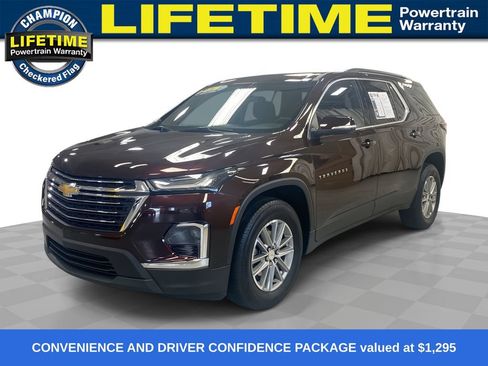 Certified 2023 Chevrolet Traverse LT FWD image 1