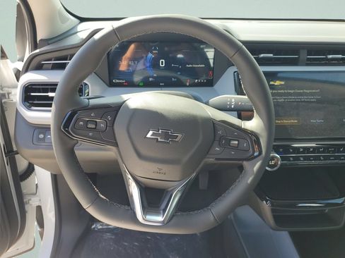 Used 2027 Chevrolet Bolt RS FWD image 15