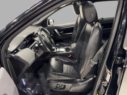 Used 2020 Land Rover Discovery Sport S image 16