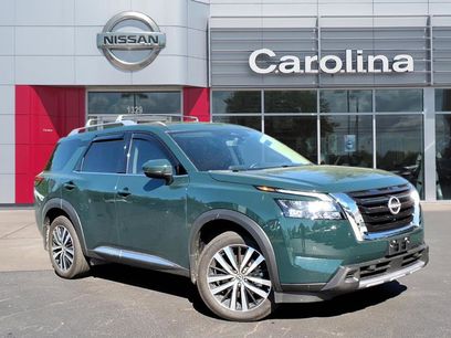 Used 2025 Nissan Pathfinder Platinum w/ Cargo Package