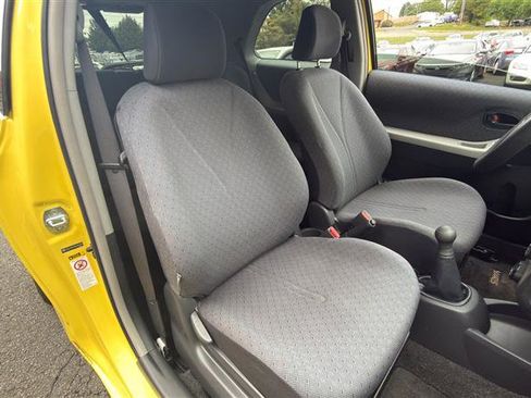 Used 2010 Toyota Yaris 2-Door Hatchback FWD image 14