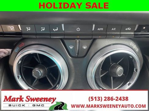 Used 2023 Chevrolet Camaro LT image 17