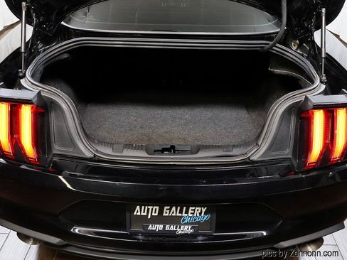 Used 2021 Ford Mustang Coupe w/ Black Accent Package RWD image 20