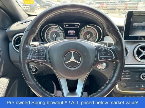 Used 2017 Mercedes-Benz GLA 250 image 32