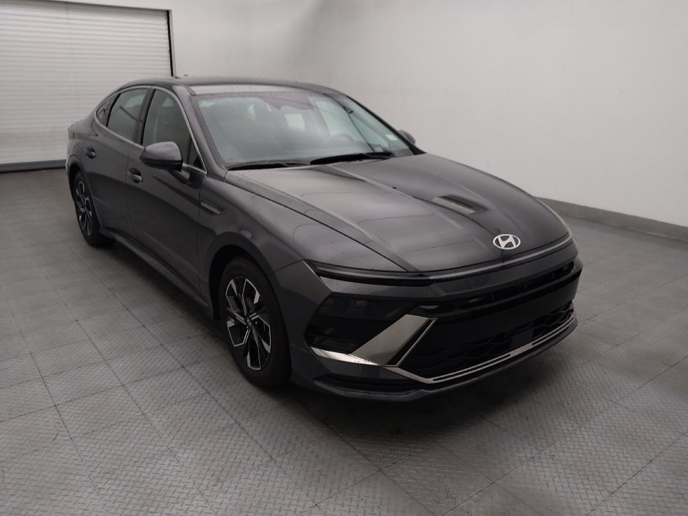 Used 2025 Hyundai Sonata SEL FWD image 13