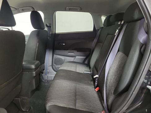 Used 2025 Mitsubishi Outlander Sport AWD image 23