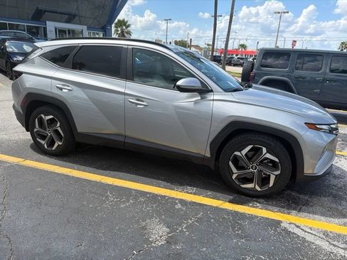 Used 2023 Hyundai Tucson SEL w/ Convenience Package FWD image 3