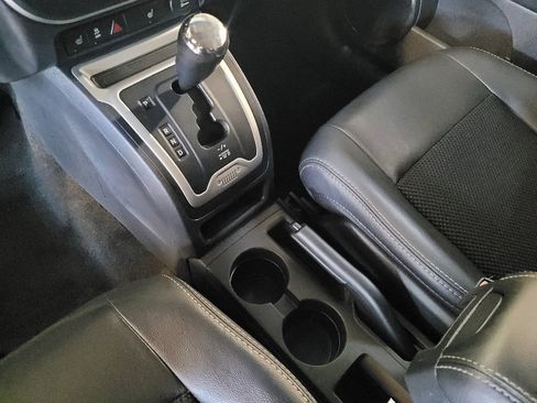 Used 2016 Jeep Compass Latitude image 26