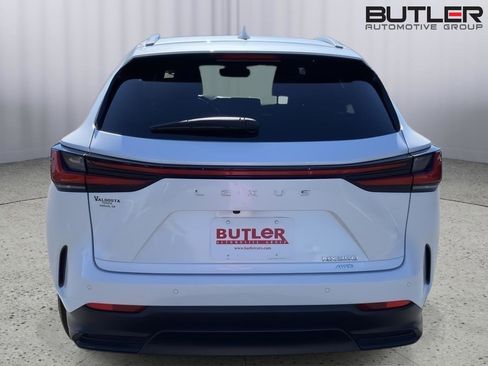 Used 2022 Lexus NX 350 AWD w/ Premium Package image 4