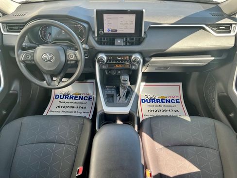 Used 2024 Toyota RAV4 XLE image 17