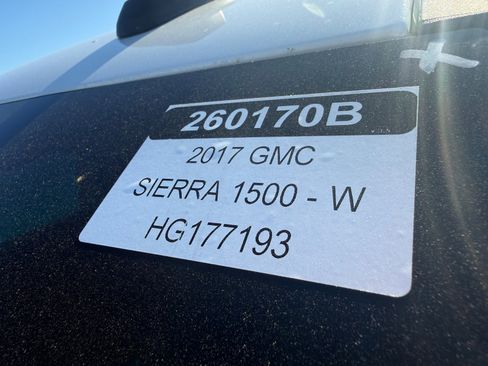 Used 2017 GMC Sierra 1500 SLT w/ SLT Premium Package image 30