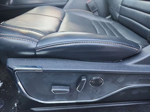 Certified 2022 Ford F150 Platinum w/ Equipment Group 701A High image 24