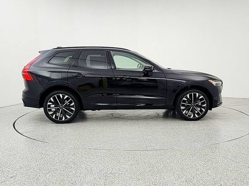 New 2026 Volvo XC60 B5 Ultra w/ Climate Package AWD/4WD image 4
