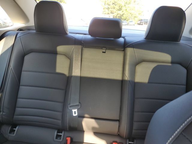 Certified 2024 Volkswagen Jetta SE w/ Panoramic Sunroof Package FWD image 11