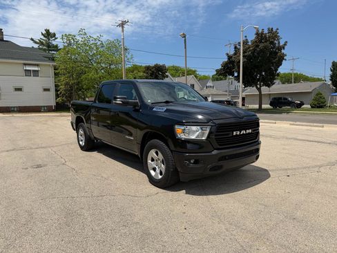 Used 2020 RAM 1500 Big Horn AWD/4WD image 1