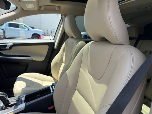 Used 2016 Volvo XC60 T6 Platinum AWD/4WD image 15