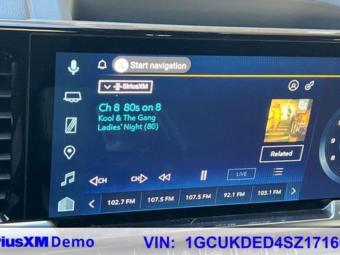 Used 2025 Chevrolet Silverado 1500 LT image 40