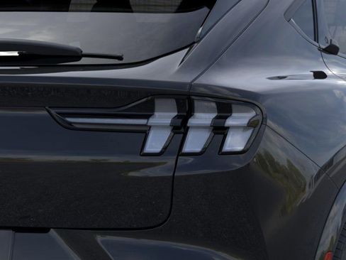New 2026 Ford Mustang Mach-E GT AWD/4WD image 41