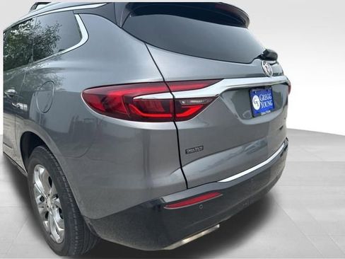 Used 2019 Buick Enclave Avenir w/ Avenir Technology Package AWD/4WD image 14