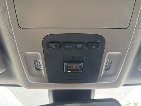 Used 2023 Toyota Camry XSE FWD image 36