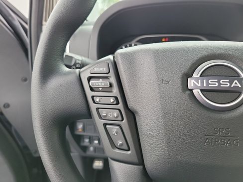 Used 2025 Nissan Frontier SV w/ Tow Package image 22