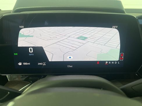 New 2026 Chevrolet Suburban Premier image 31