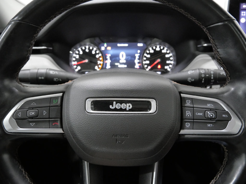 Used 2022 Jeep Compass Limited w/ Sun and Sound Group AWD/4WD image 17