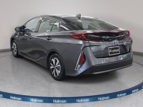 Used 2018 Toyota Prius Prime Advanced FWD image 8