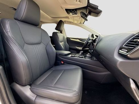 Used 2024 Lexus NX 250 FWD w/ Towing Package (2000 Lbs) image 15