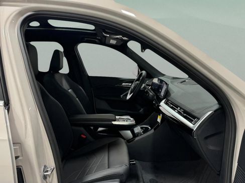 Used 2026 BMW X1 xDrive28i w/ Technology Package image 17