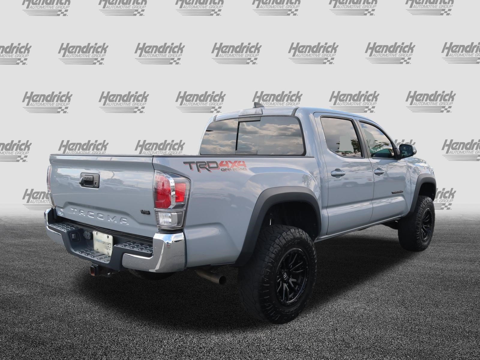 Used 2021 Toyota Tacoma TRD Off-Road AWD/4WD image 10