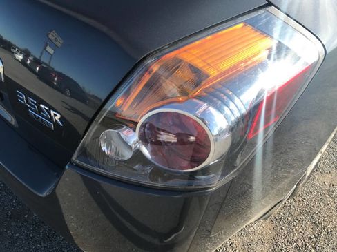 Used 2012 Nissan Altima 3.5 SR image 29