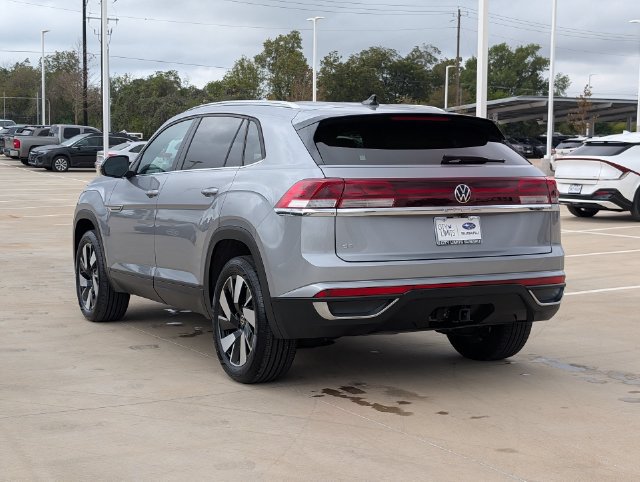 Used 2026 Volkswagen Atlas Cross Sport SE FWD image 4
